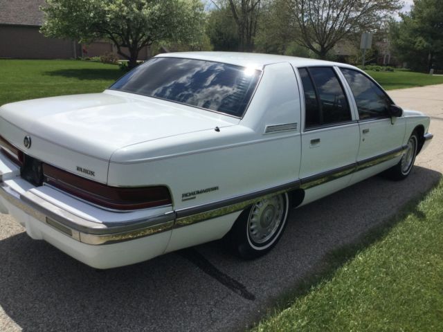 1994 Buick Roadmaster - photo 4