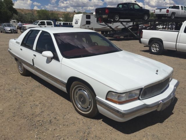 1994 Buick Roadmaster Limited - photo 2