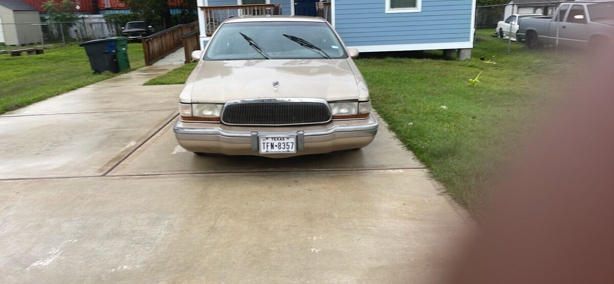 1994 Buick Roadmaster LIMITED - photo 5