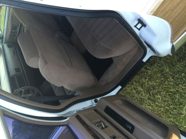 1994 Buick Roadmaster Wagon - photo 8