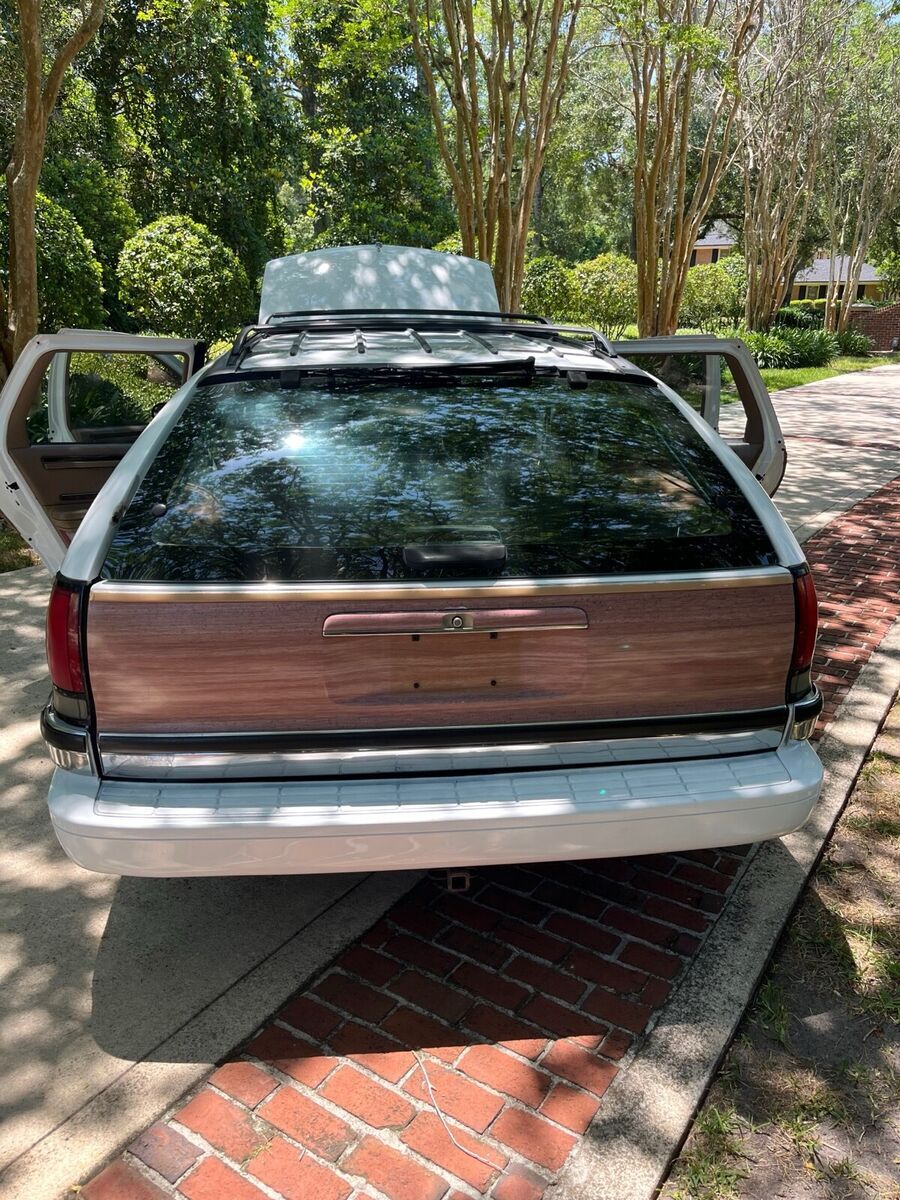 1994 Buick Roadmaster ESTATE - photo 11