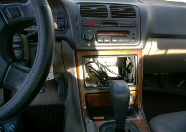 1994 Acura Legend LS Sedan 4-Door - photo 9