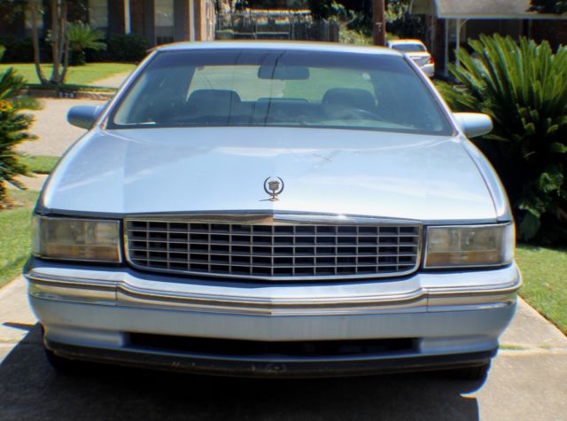 1994 Cadillac DeVille - photo 2