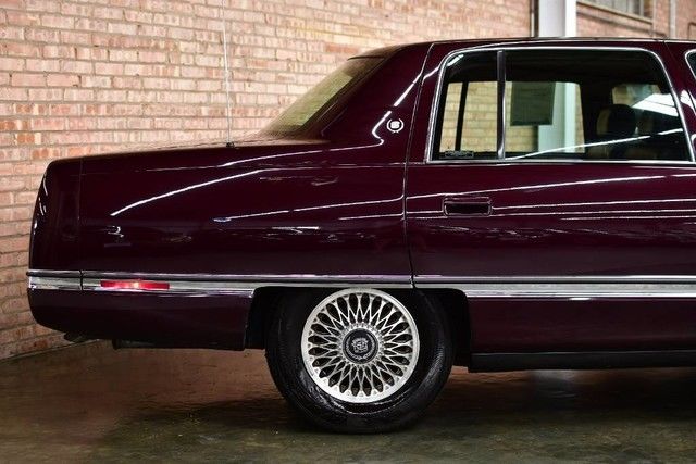 1994 Cadillac DeVille -- - photo 10