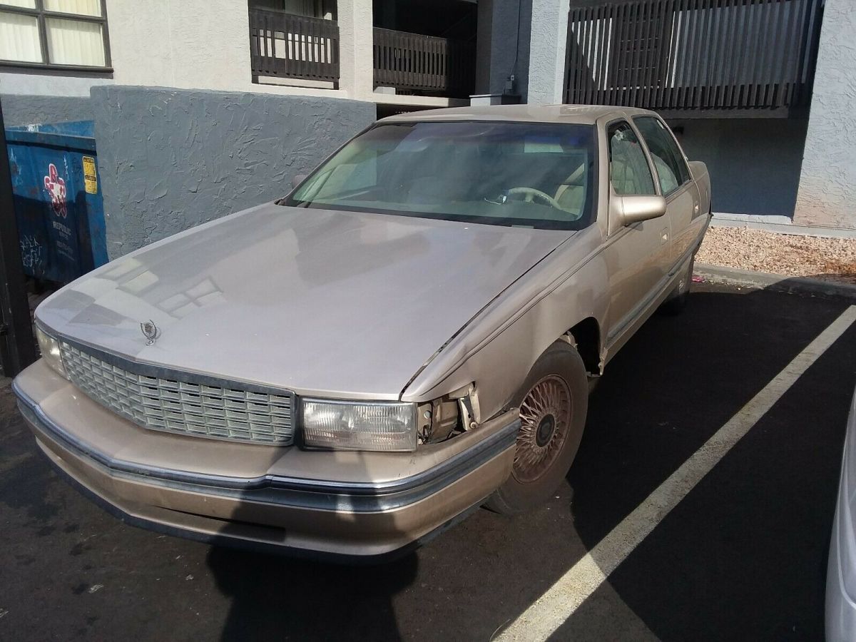 1994 Cadillac DeVille - photo 2