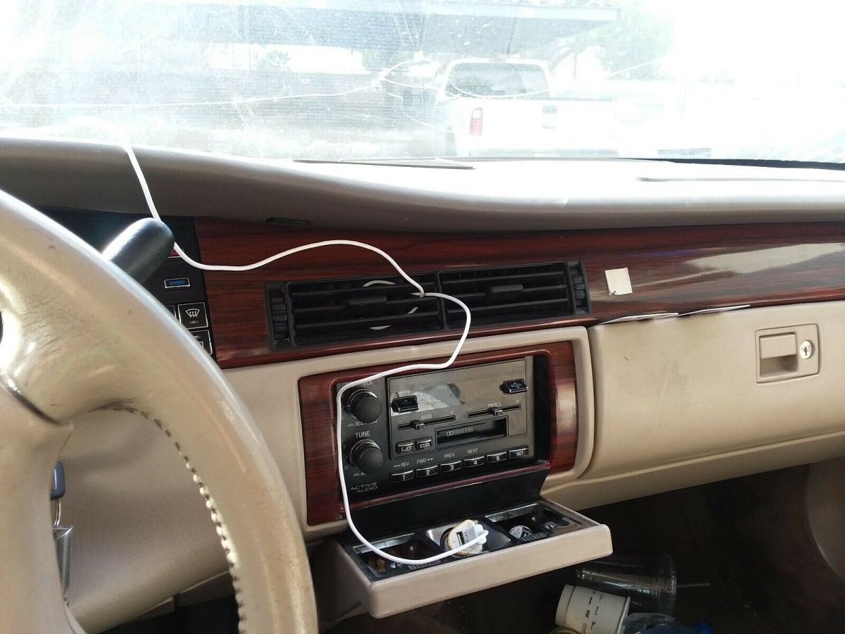 1994 Cadillac DeVille - photo 8