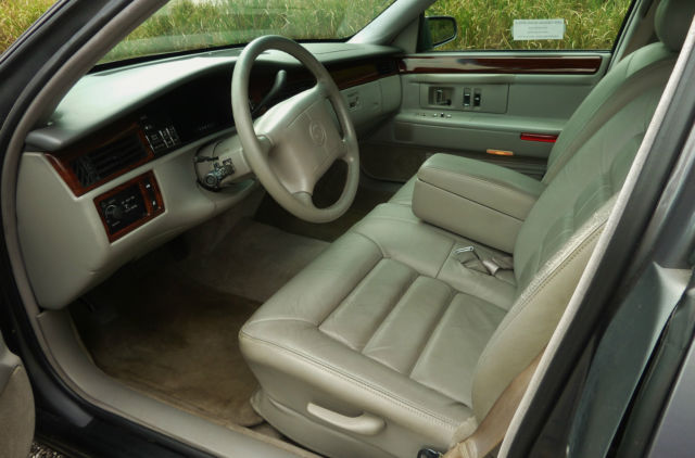 1994 Cadillac DeVille - photo 8
