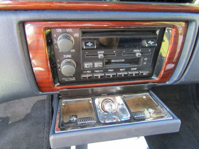 1994 Cadillac DeVille CONCOURS - photo 7