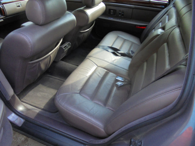 1994 Cadillac DeVille Concours - photo 11