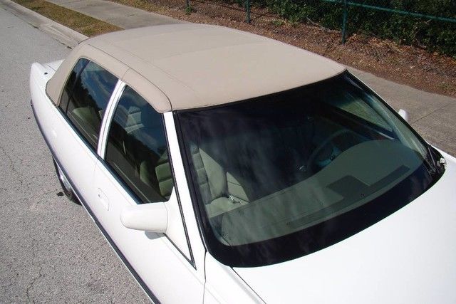1994 Cadillac DeVille Concours Sedan 4-Door - photo 3