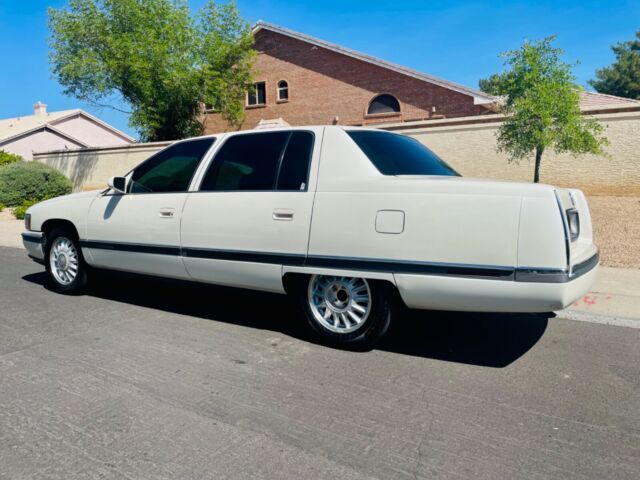1994 Cadillac DeVille CONCOURS - photo 3