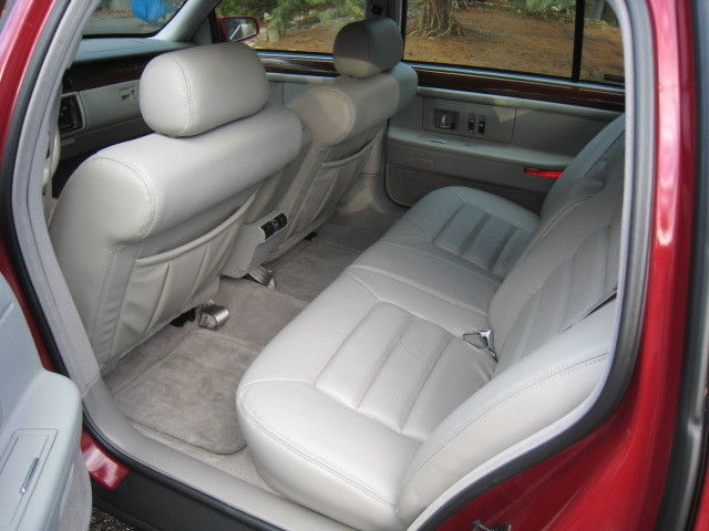 1994 Cadillac DeVille Concourse - photo 11
