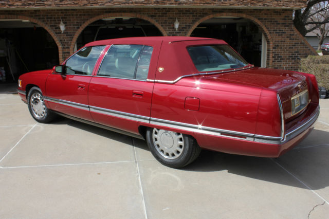 1994 Cadillac DeVille Concourse - photo 4