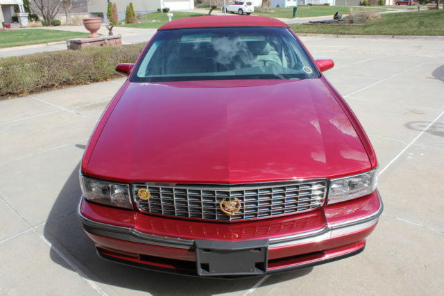 1994 Cadillac DeVille Concourse - photo 7