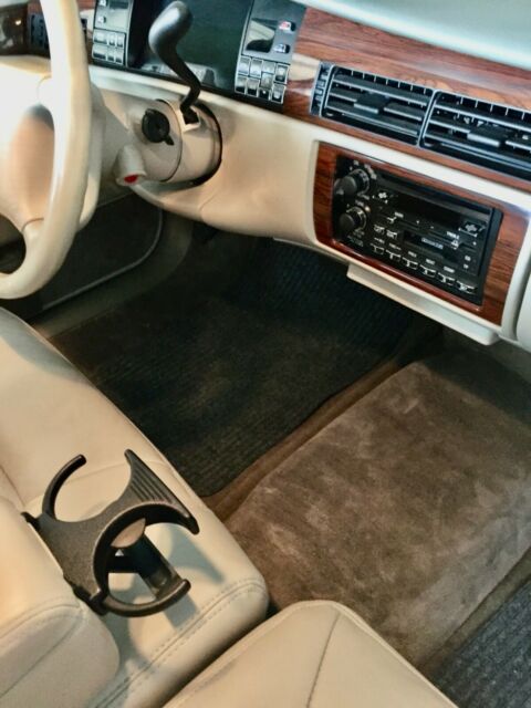 1994 Cadillac DeVille - photo 13