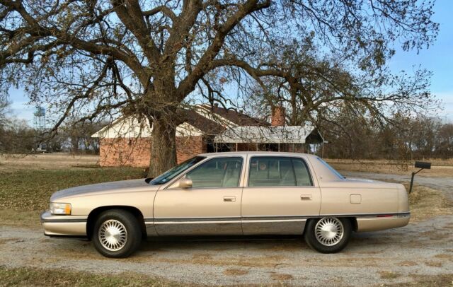 1994 Cadillac DeVille - photo 2