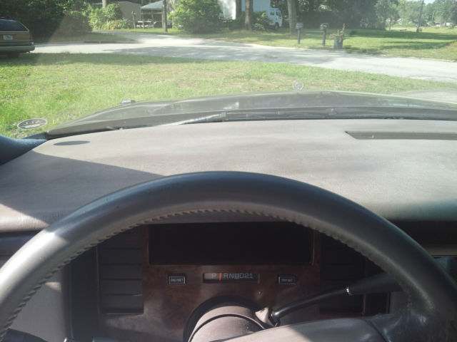 1994 Cadillac Fleetwood - photo 11