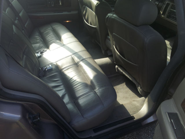 1994 Cadillac Fleetwood - photo 13