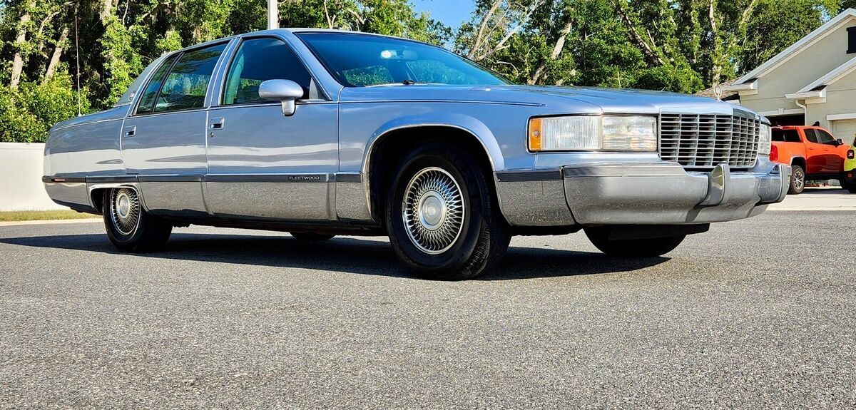 1994 Cadillac Fleetwood Brougham - photo 12