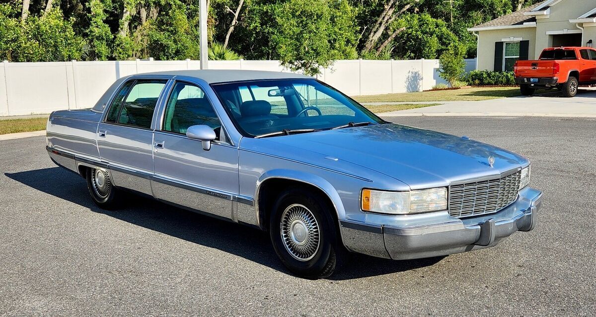 1994 Cadillac Fleetwood Brougham - photo 3