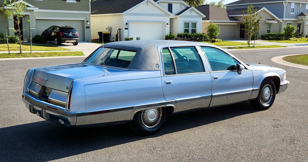 1994 Cadillac Fleetwood Brougham - photo 5