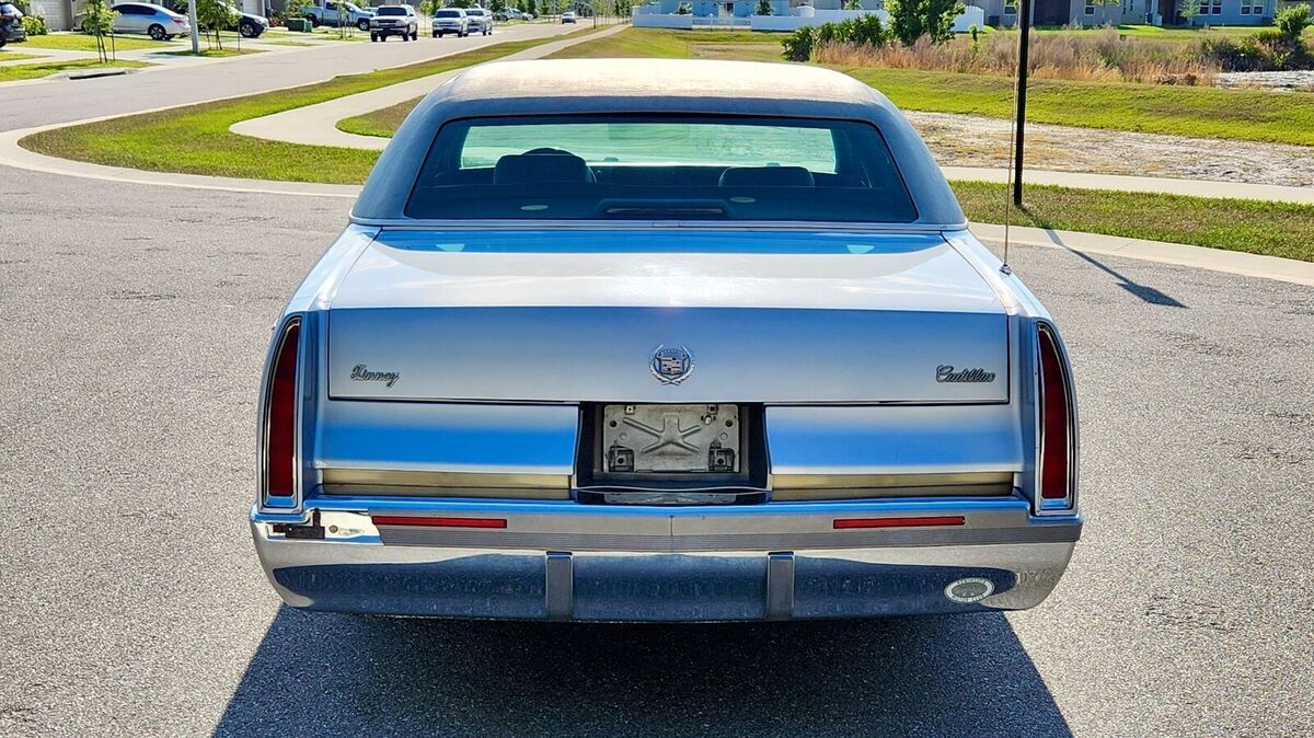 1994 Cadillac Fleetwood Brougham - photo 6