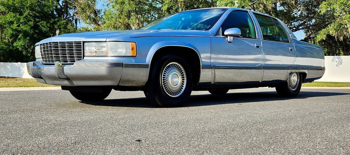 1994 Cadillac Fleetwood Brougham - photo 9