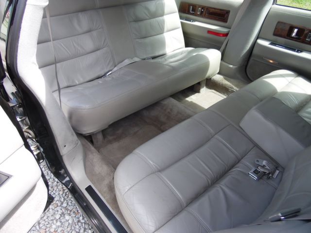 1994 Cadillac Fleetwood - photo 12