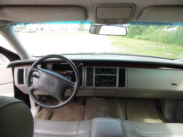 1994 Cadillac Fleetwood - photo 13