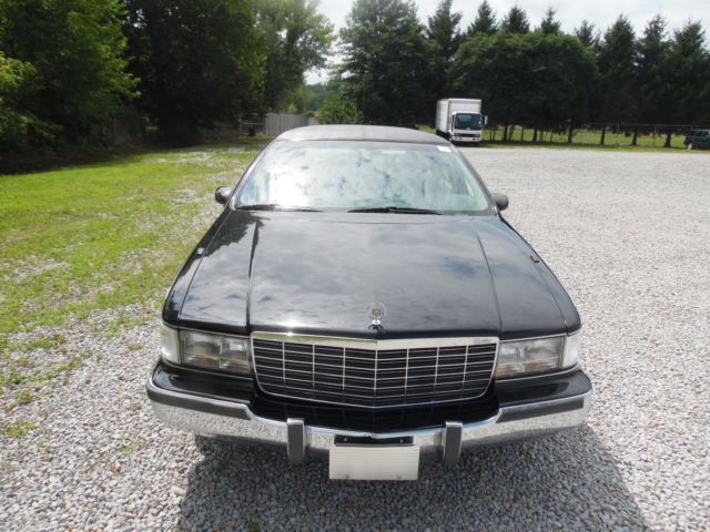 1994 Cadillac Fleetwood - photo 2