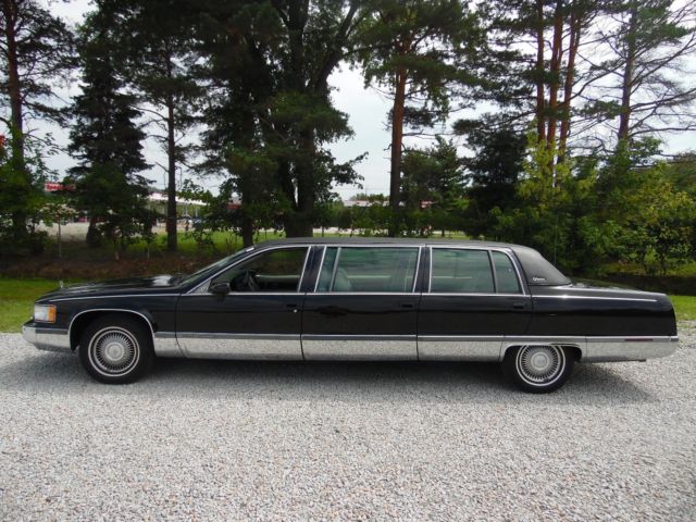 1994 Cadillac Fleetwood - photo 8