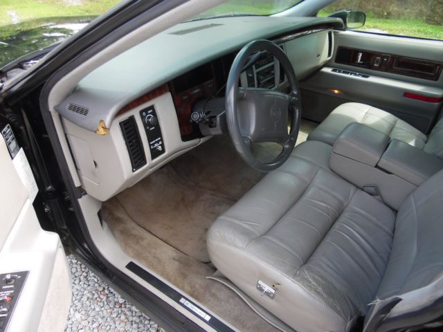 1994 Cadillac Fleetwood - photo 9