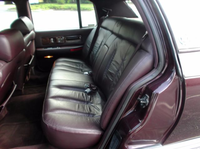 1994 Cadillac Brougham Fleetwood Brougham - photo 12