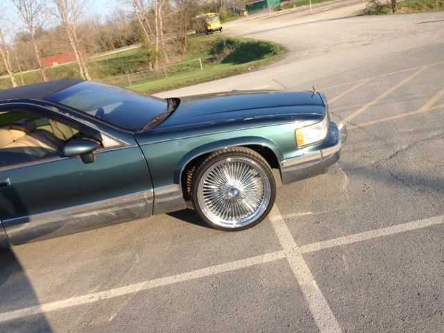 1994 Cadillac Fleetwood - photo 2
