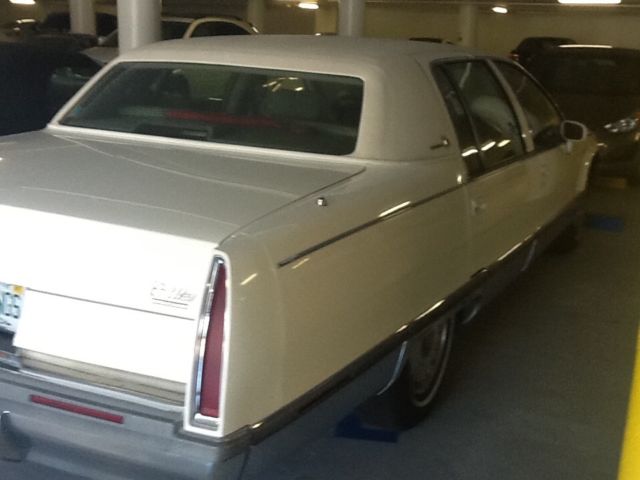 1994 Cadillac Brougham Leather Interior - photo 10