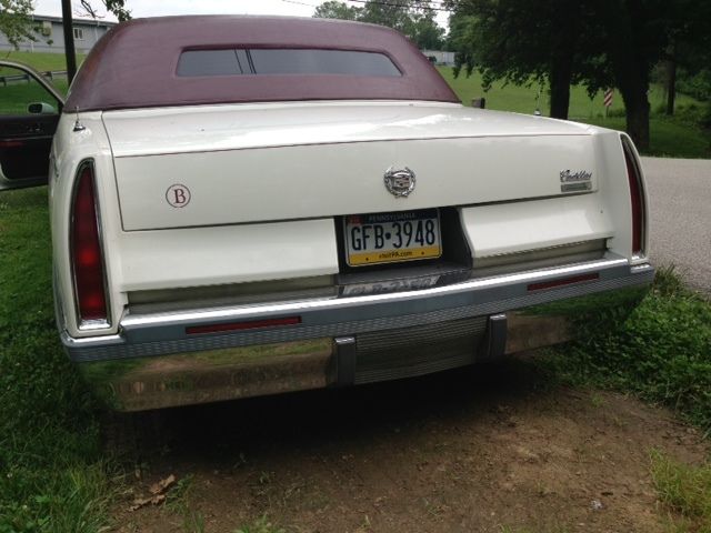 1994 Cadillac Fleetwood Brougham Sedan 4-Door - photo 7