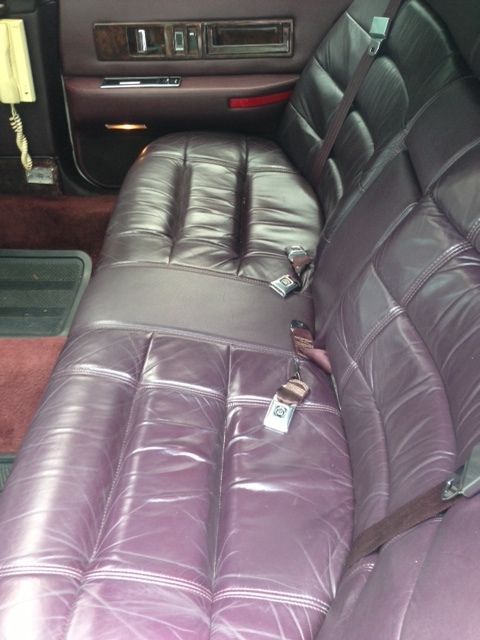 1994 Cadillac Fleetwood Brougham Sedan 4-Door - photo 8