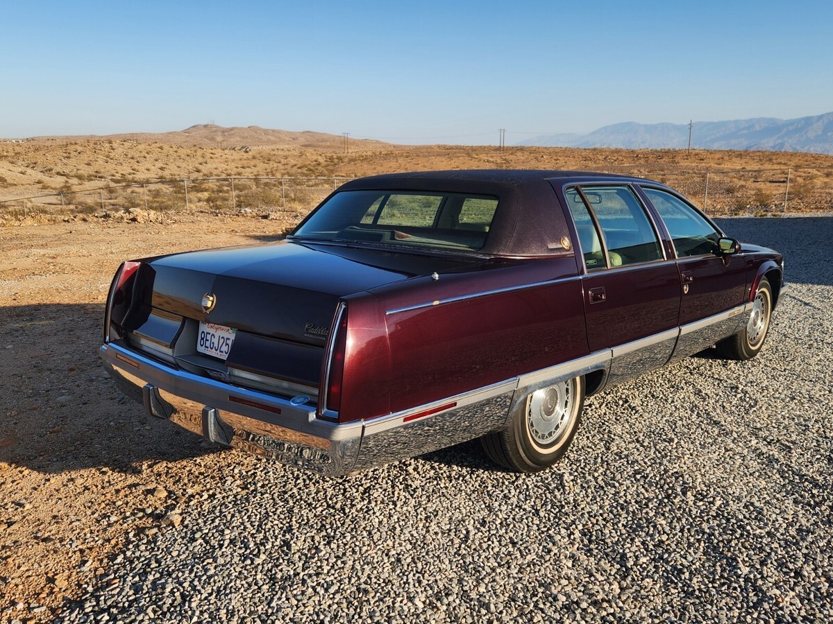 1994 Cadillac Fleetwood - photo 3