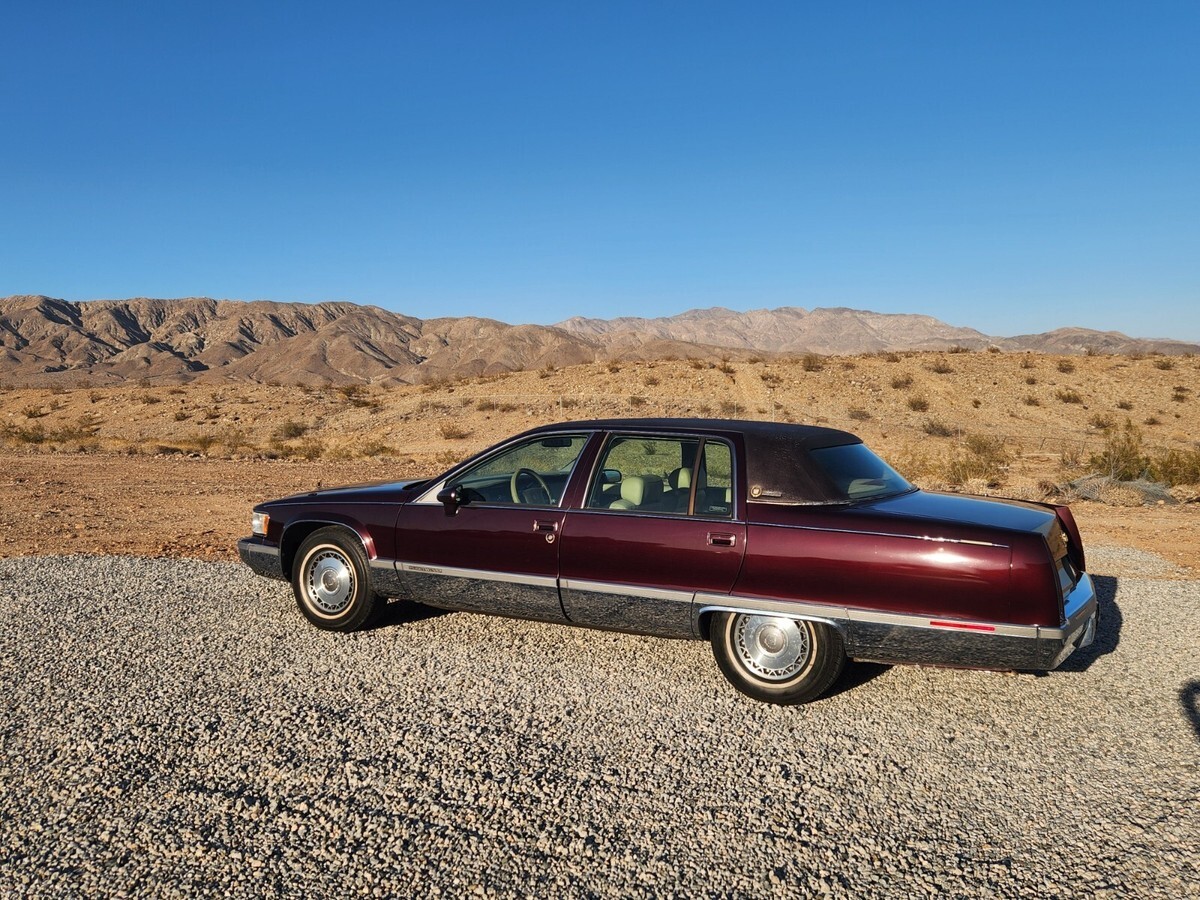 1994 Cadillac Fleetwood - photo 9