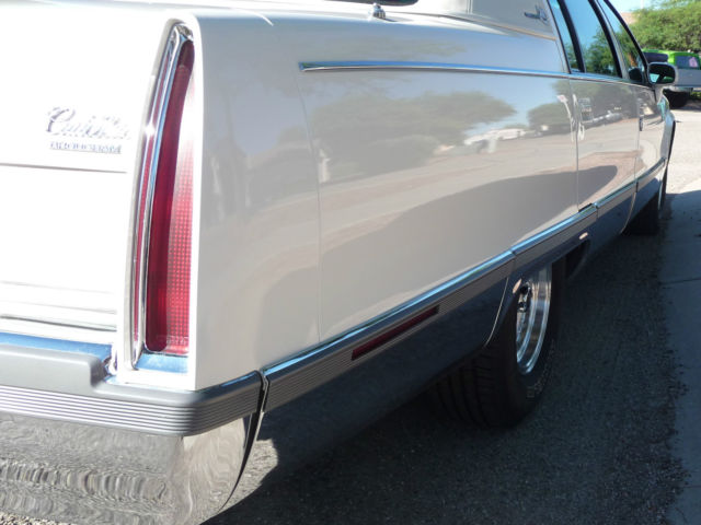 1994 Cadillac Fleetwood - photo 7