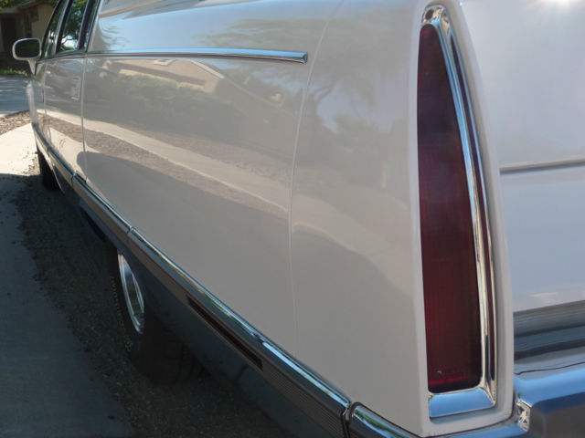 1994 Cadillac Fleetwood - photo 8