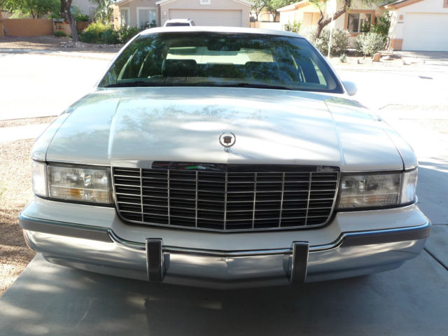 1994 Cadillac Fleetwood - photo 9