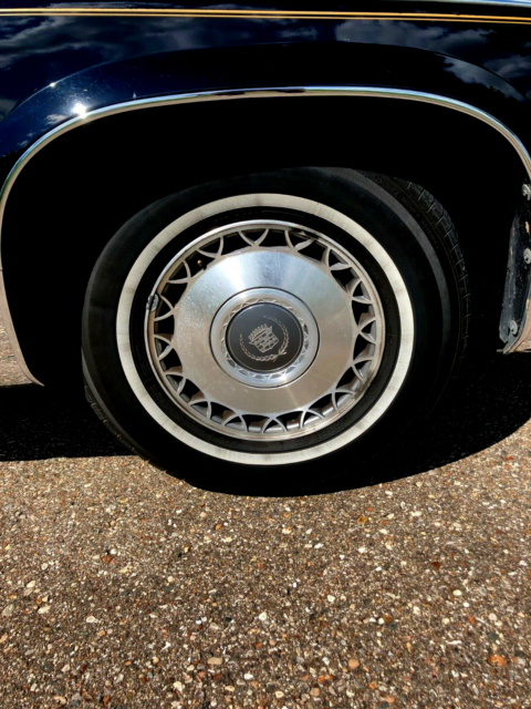 1994 Cadillac Brougham Gold Key - photo 6