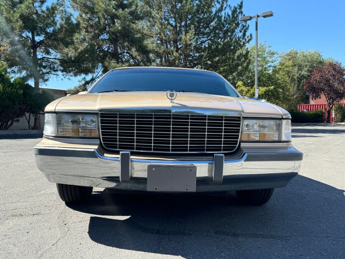 1994 Cadillac Fleetwood Brougham - photo 8