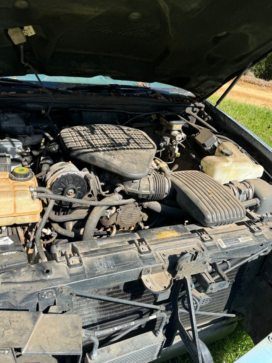 1994 Cadillac Fleetwood - photo 9