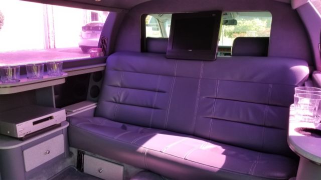 1994 Cadillac Fleetwood Limo - photo 11