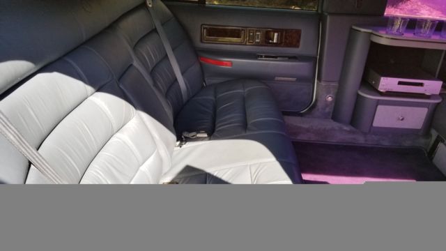 1994 Cadillac Fleetwood Limo - photo 12