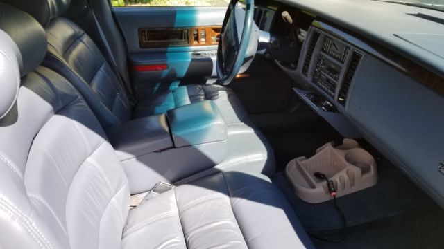 1994 Cadillac Fleetwood Limo - photo 7