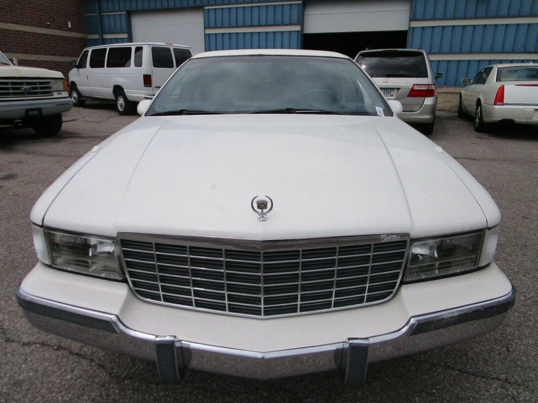 1994 Cadillac Fleetwood - photo 5