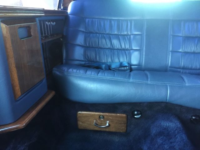 1994 Cadillac Brougham - photo 11